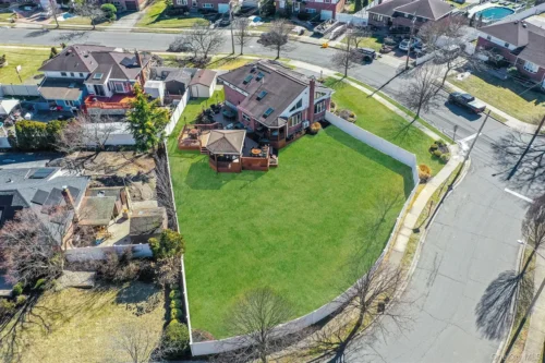 58 LOURAE DR., MASSAPEQUA PARK LI ESTATE SALE FRIDAY MAY 1st 8 AM – 12 NOON